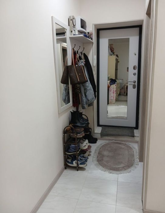 1/1/5 Буз-2 Эко базар 42м2