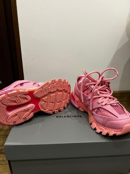 Balenciaga Track