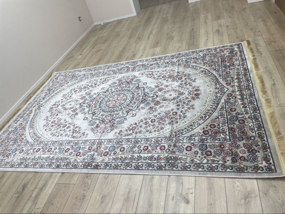Новый ковер 2×3 м — 15 000 ₸