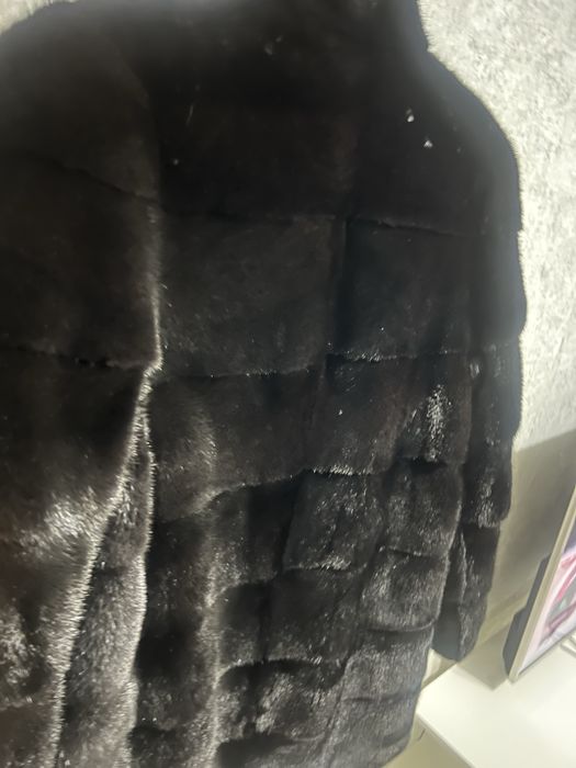 Продам норковую шубу