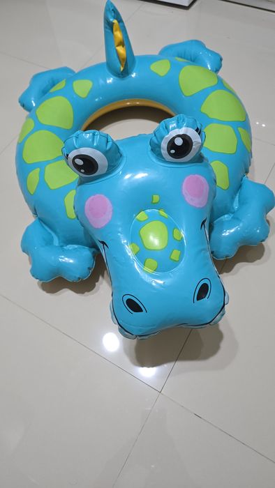 Vand 2 jucarii de plus