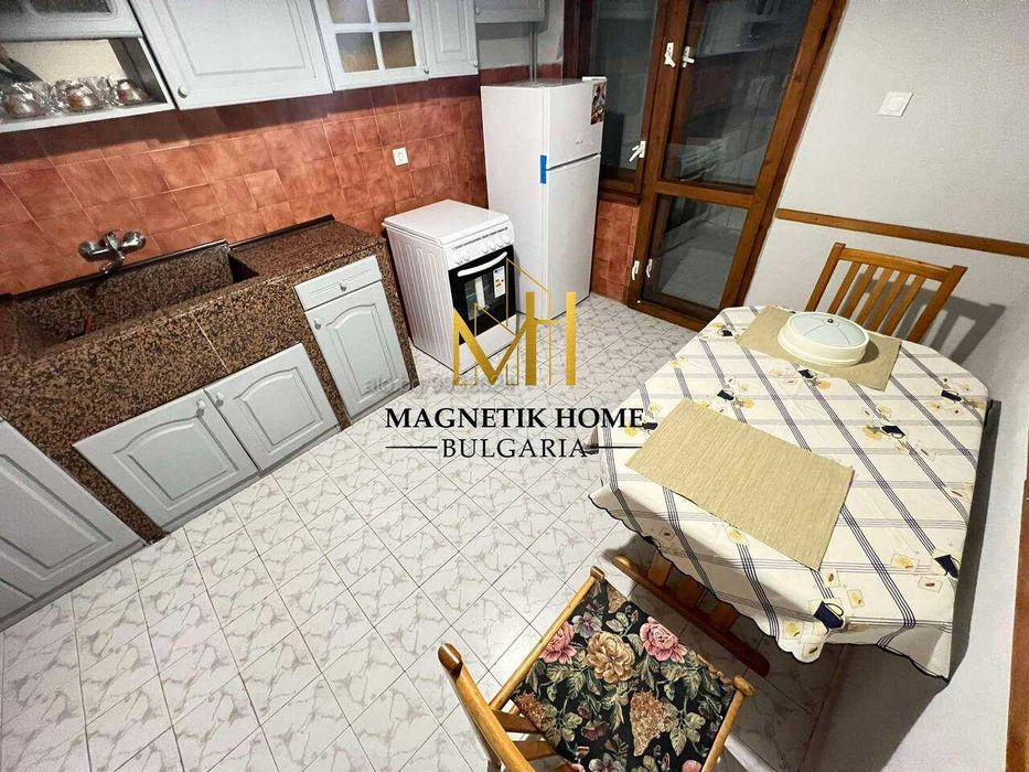 Чудесен ЧЕТИРИСТАЕН апартамент до 3та Поликлиника и супер центъра