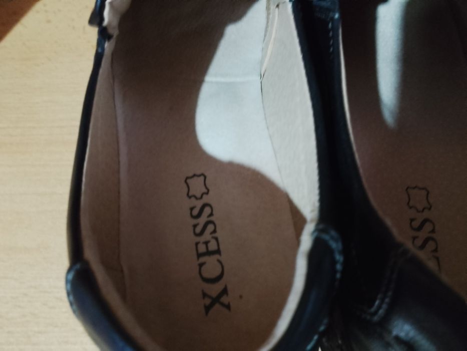 Черни обувки нови номер 43