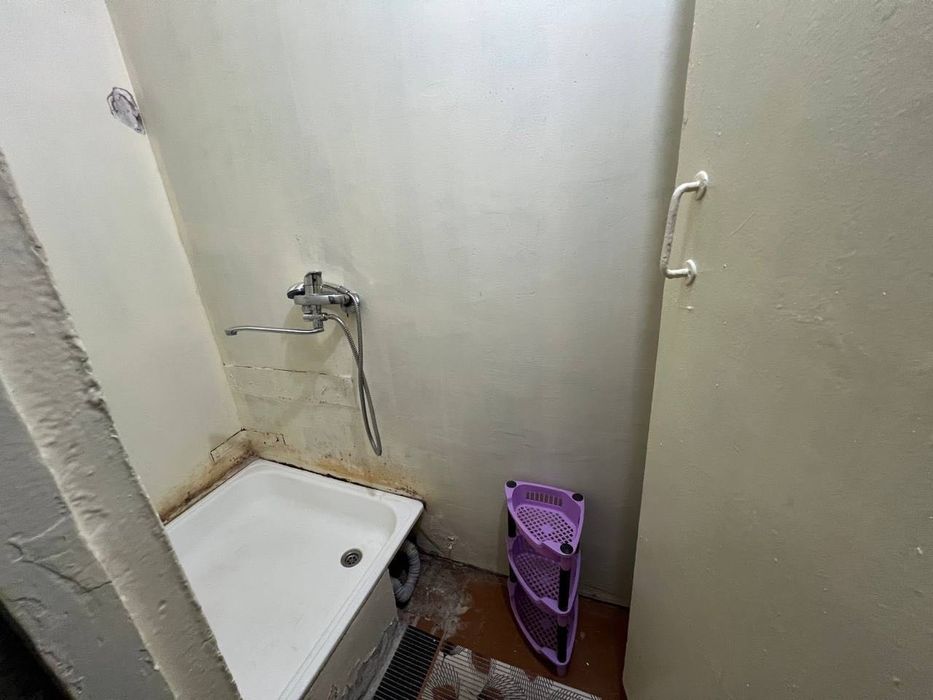 Сдается 1 комнатная квартира
С обстановкой 
В горде Алмалыке