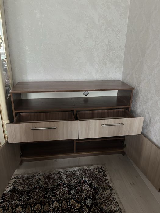 Тумба, подставка