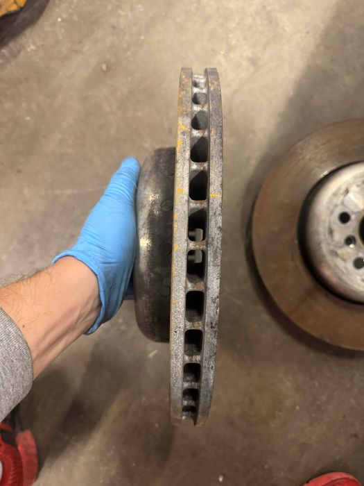 Оригинални предни дискове за BMW G30/G31