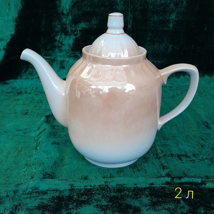 Чайники фарфоровые