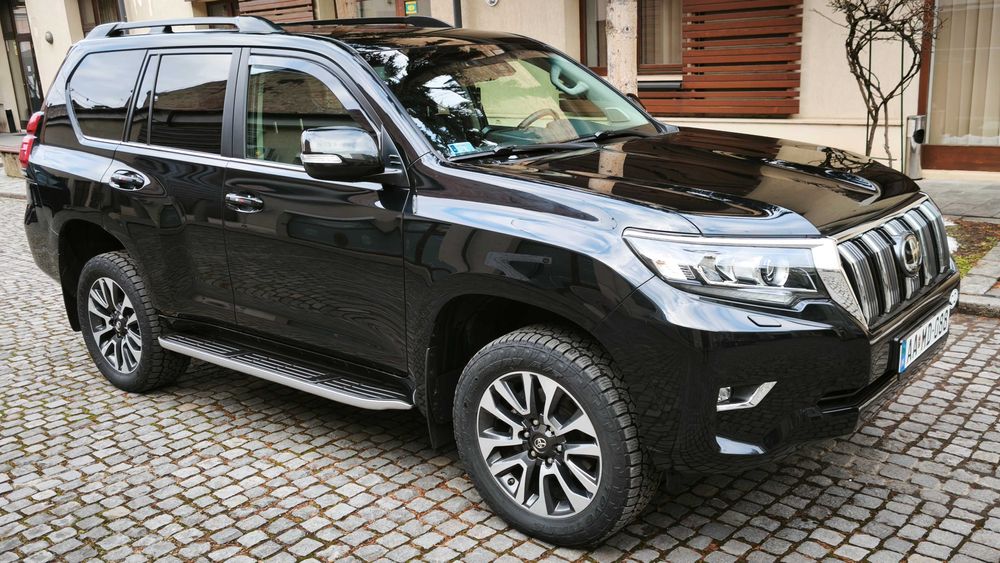Toyota Land Cruiser 150