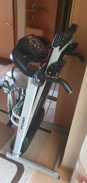 Продается беговая дорожка BRUMER