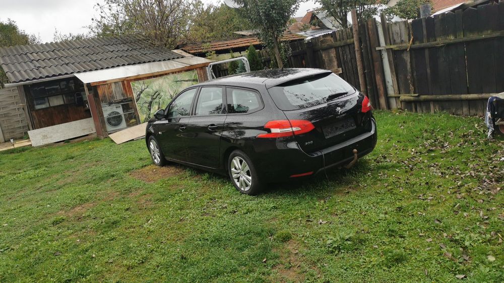 Vând Peugeot 308 SW