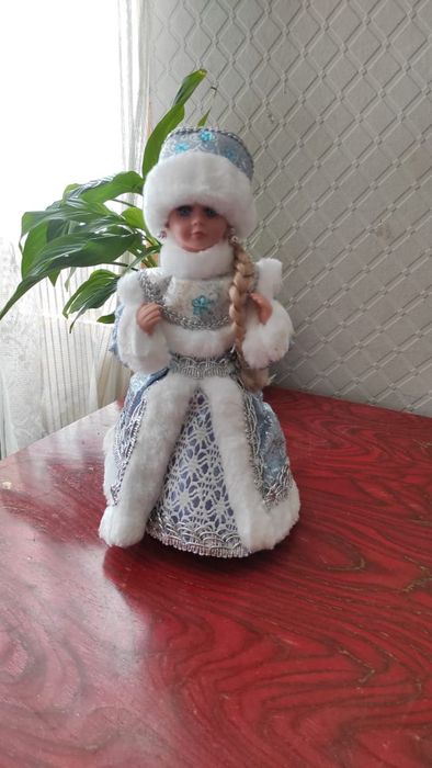 Новогодние музыкальные Дед Морозы и Снегурочки