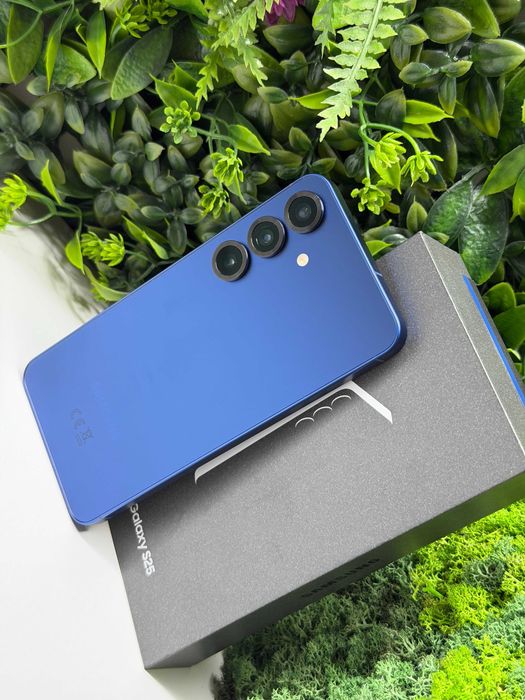 ! КаТо НоВо ! Samsung Galaxy S25 128GB Navy Гаранция