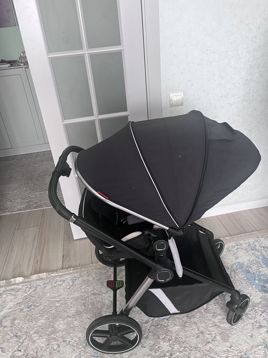 Срочно продам коляска