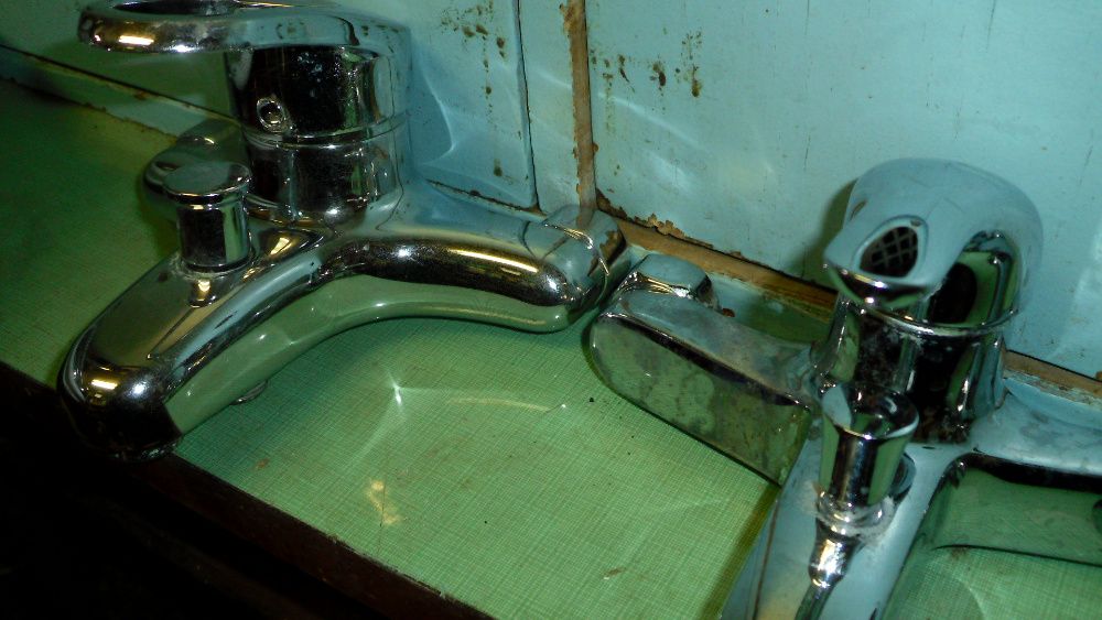 Мивка със смесител Vidima и сифон И смесители за баня Vidima