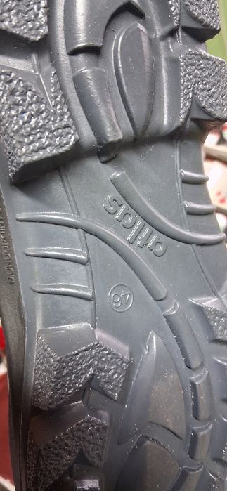 Bocanci    munca     Atlas