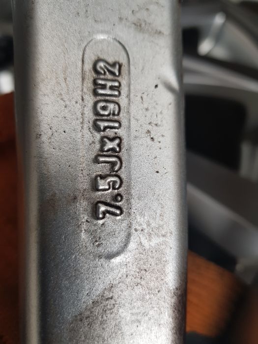 Jante 5x114,3 pe 19 cu senzori kia, hyundai