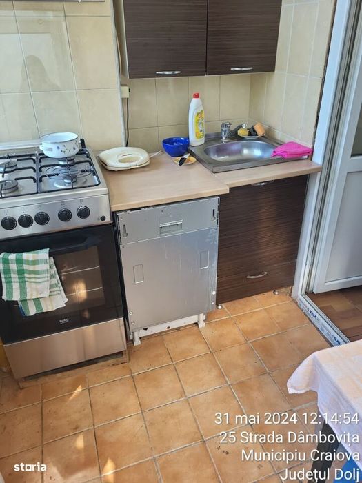 apartament 3 camere Craiova, str Dambovita
