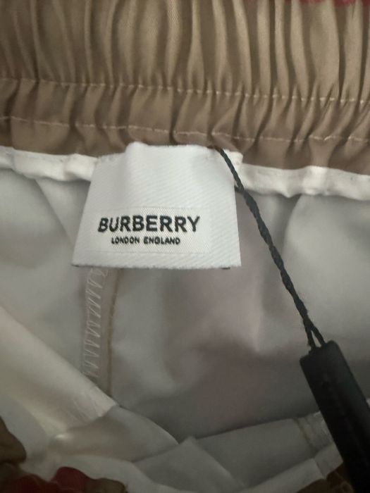 Pantaloni Burberry marimea L