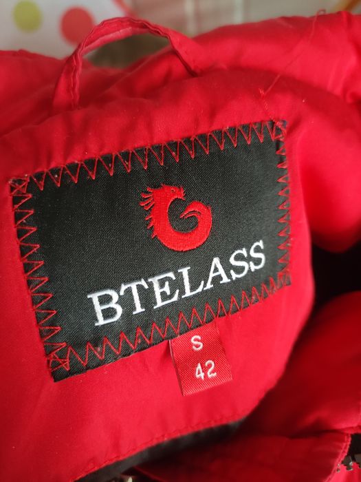 Зимний пуховик размер S (42)