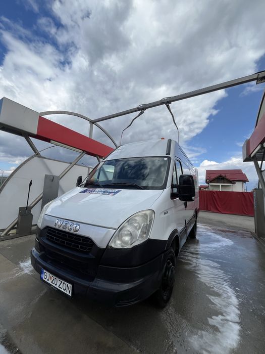 Vând iveco daily c12