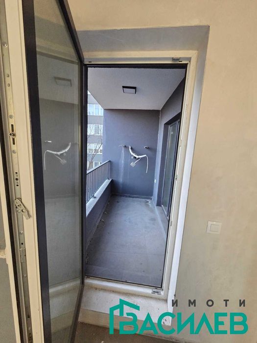 Продава се Тристаен апартамент в София, Център - 76 кв.м за 1423 €/кв.м - Снимка #12