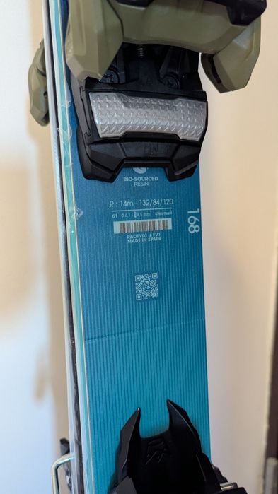 Schiuri Rossignol 168 cm, noi