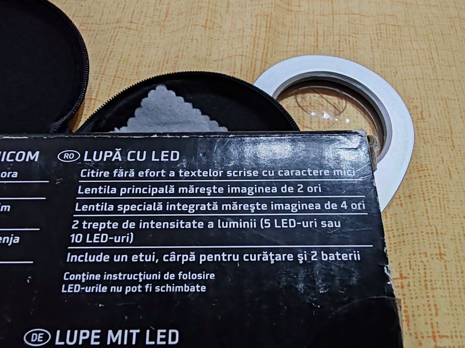 Lupă cu 10 leduri