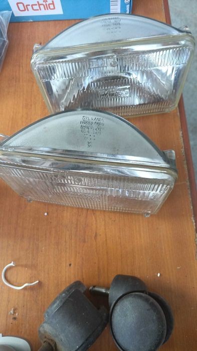 proiectoare halogen Sylvania Ford Escort 12 volti 45 w Functionabile