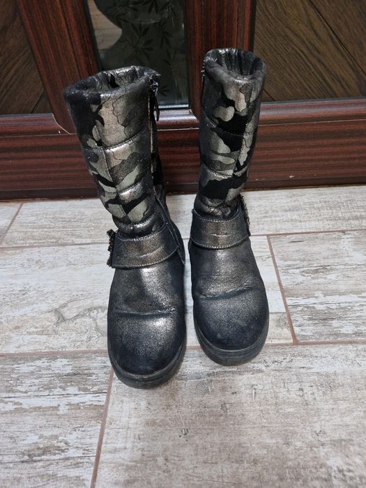 Ботуши за момиче