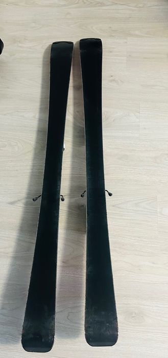 Schiuri copii- Schiuri unisex 130 cm predare in Iasi