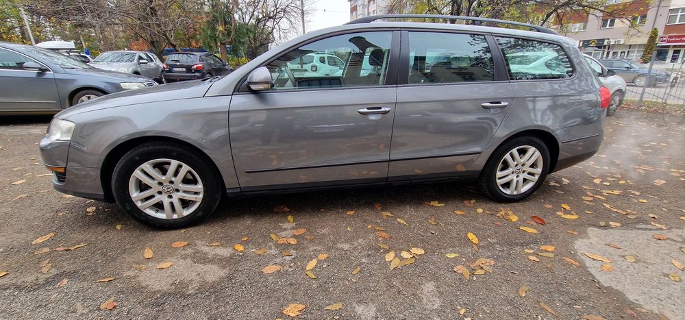 Vand Volkwagen Passat B6, motor 2.0 tdi, fara rugina