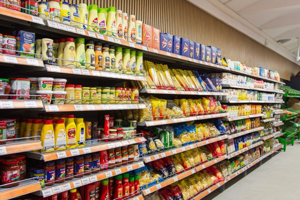 Rafturi pentru magazine cu stil