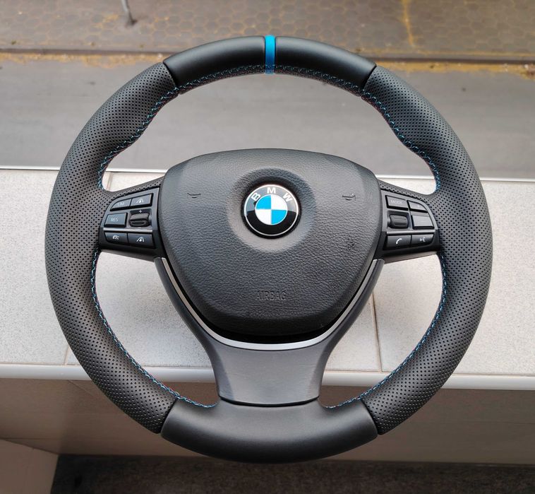 Оригинален претапициран спортен волан за BMW F10, F11, F01, F02...