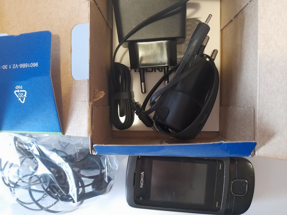 Телефон Nokia C2-05