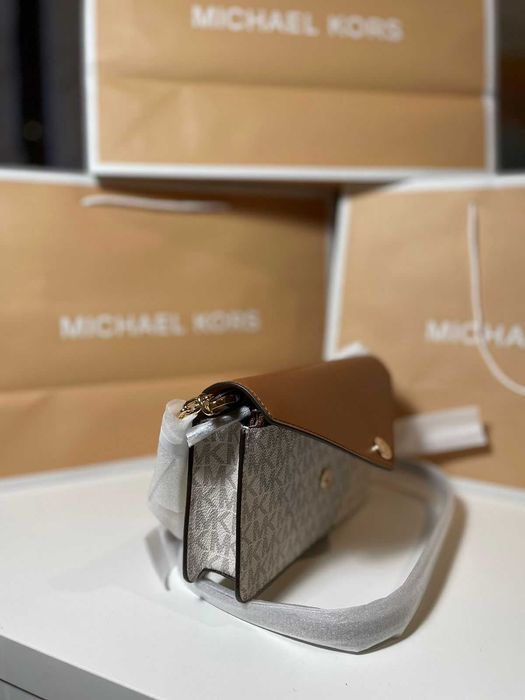 Оригинални чанти Michael Kors