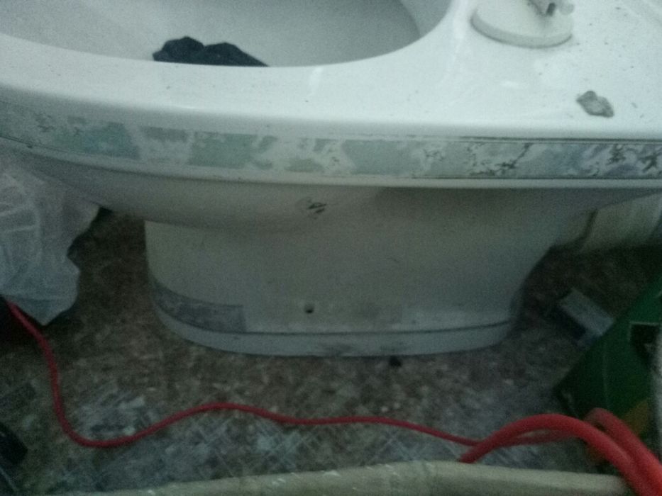 раковина и бидэ отличном