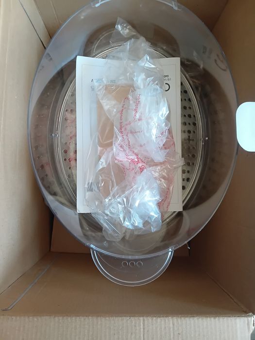 Vând aparat de gătit cu aburi Team International