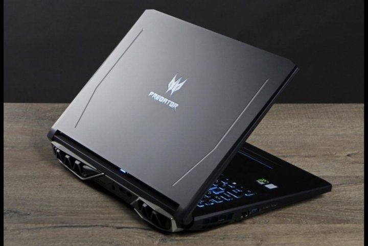 Срочно! Игровой монстр Acer Predator Helios 500 по отличной цене
