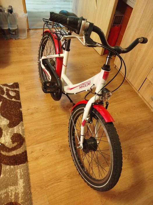 Bicicletă fete Maxim Stella 20"