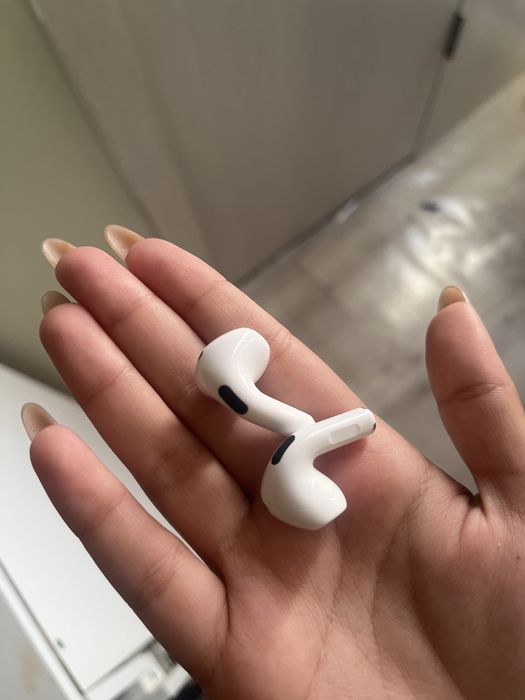 Наушники Apple AirPods 4 белый