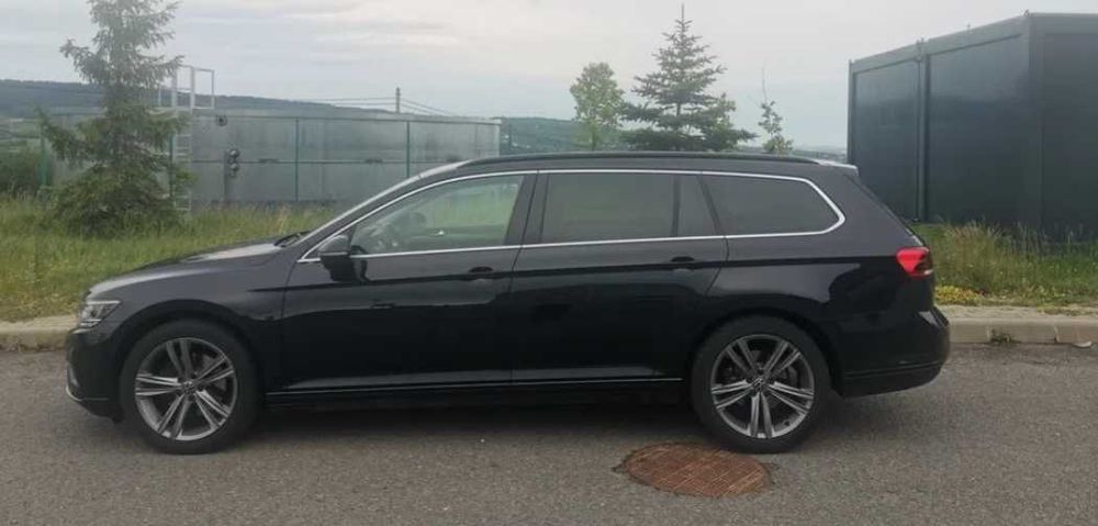 Vw passat 2.0tdi, dsg, navi, R line, Led,