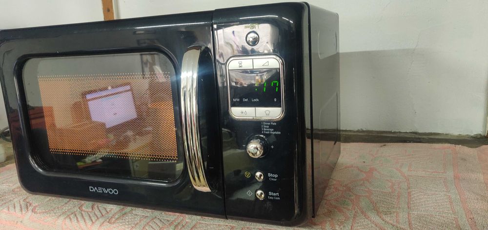 Cuptor cu microunde Daewoo