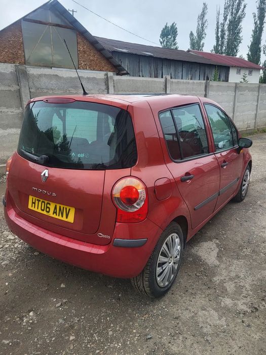 Dezmembram/Piese Renault Modus 1.5 DCI