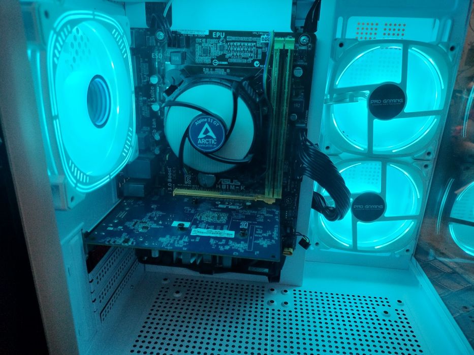 Pc in stare foarte bună