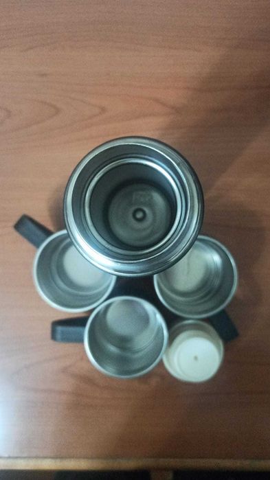 Продам термосы  разные