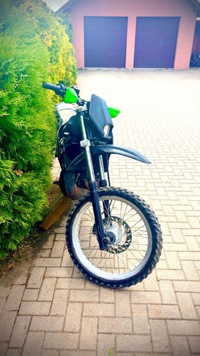 Motocicleta SACHS 125cc 2T ENDURO în stare bună, cu pornire electrică !