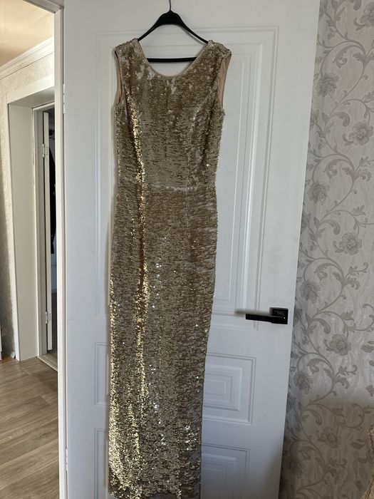 Продается платье