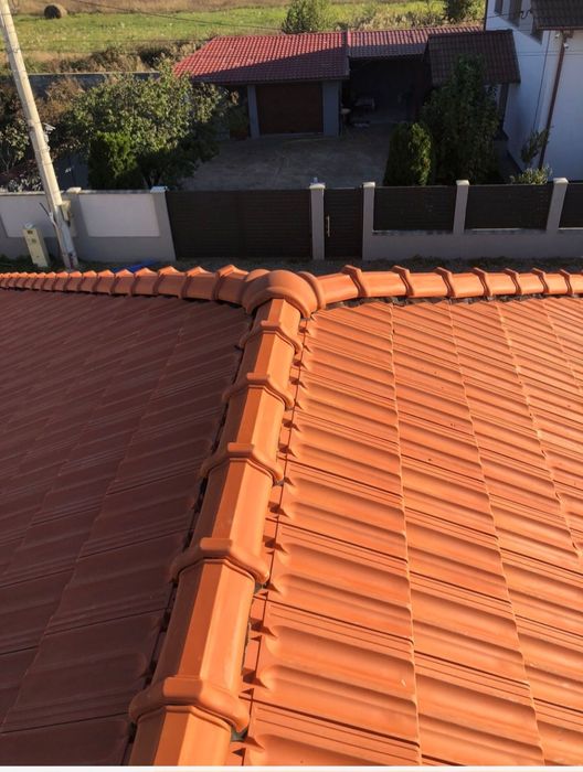 Firmă acoperișuri Dulgheri Mansardări reparații de Acoperiș