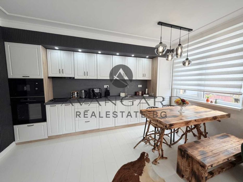Продава се Тристаен апартамент в Пловдив, Тракия - 97 кв.м за 1210 €/кв.м - Снимка #3