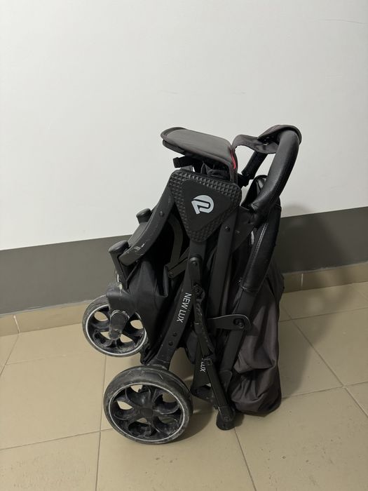 Срчно Продам коляску